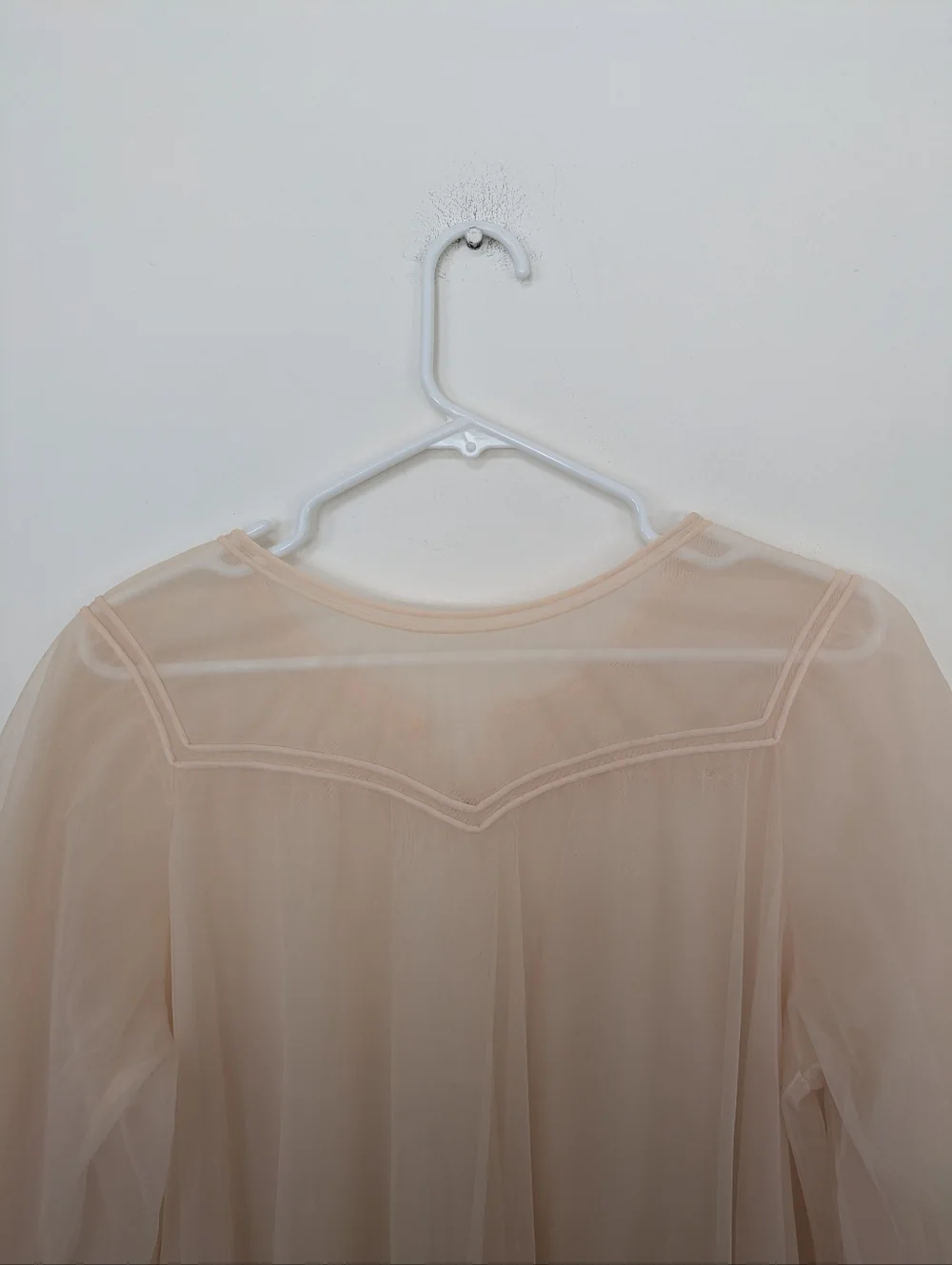 Vintage Sheer Robe Pink Peignor